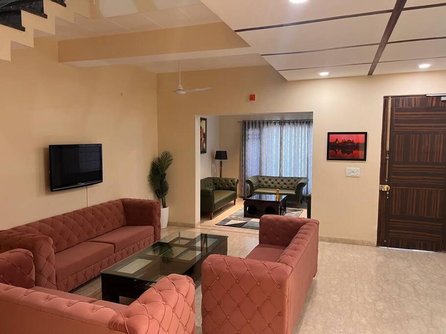 5Bhk Home Away From Home At Ranjit Avenue Amritsar Extérieur photo