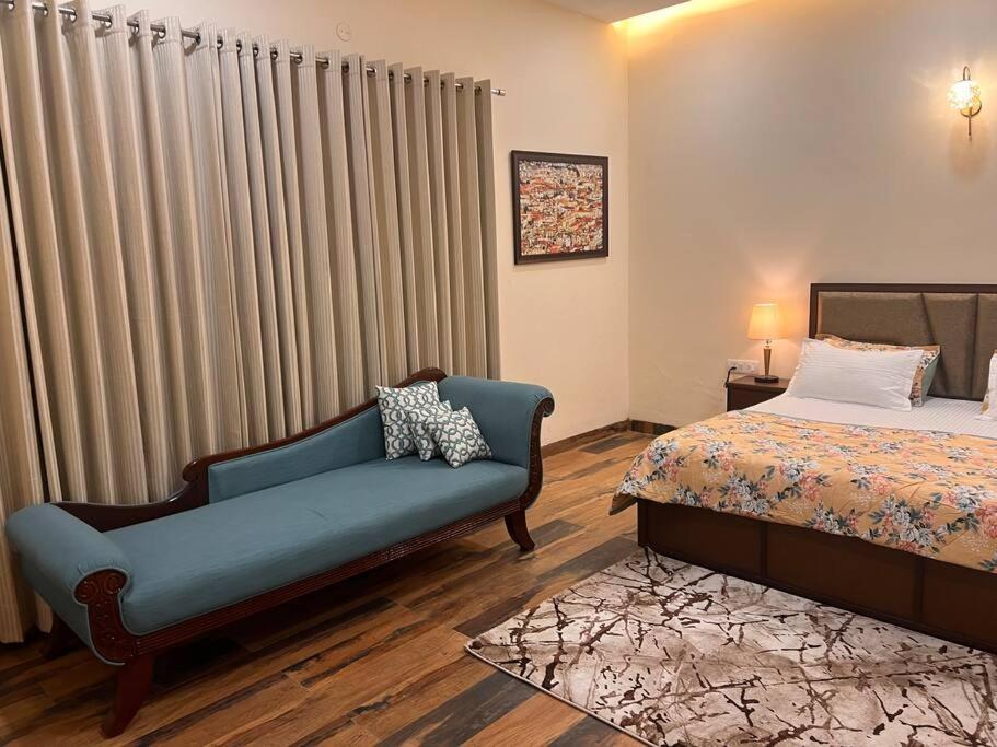 5Bhk Home Away From Home At Ranjit Avenue Amritsar Extérieur photo